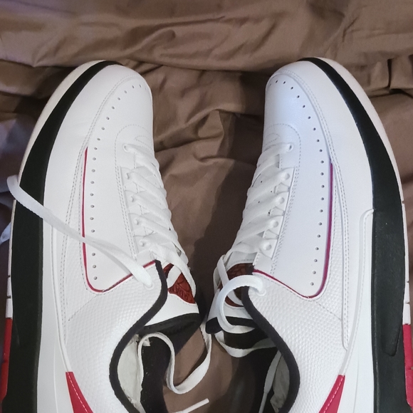 Air Jordan 2 Retro Low - Picture 5 of 6